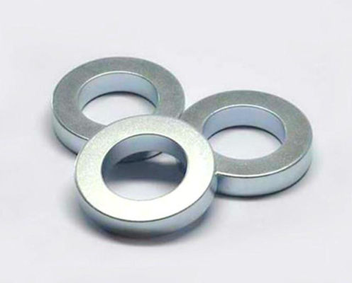 Aimants de NdFeB de l'anneau N52 avec le zingage pour l'usage industriel