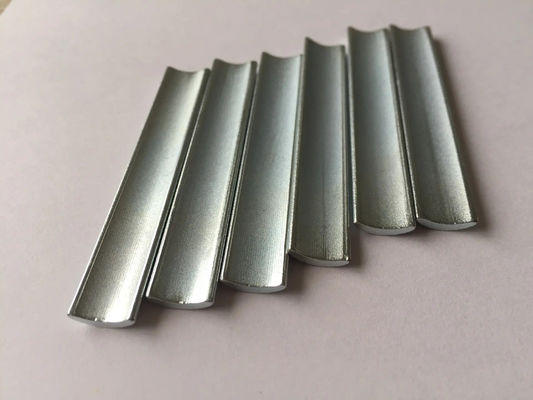 Forme à hautes températures d'arc d'aimant en métal de moteur d'aimants de ND de néodyme
