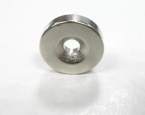 La terre rare noire Ring Magnets N35-N52 d'OEM forment/dimensions adaptées aux besoins du client