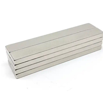 Bloc rectangulaire fort permanent fait sur commande d'aimants des barres aimantées N35-N52