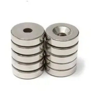 Aimants de néodyme d'aimants permanents de NdFeB de place avec les trous fraisés