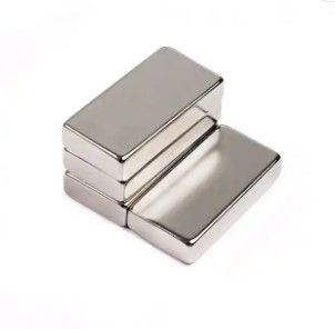 Grand taille adaptée aux besoins du client de NdFeb N42 d'aimant de bloc par aimant pour industriel