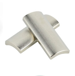 Forme à hautes températures d'arc d'aimant en métal de moteur d'aimants de ND de néodyme